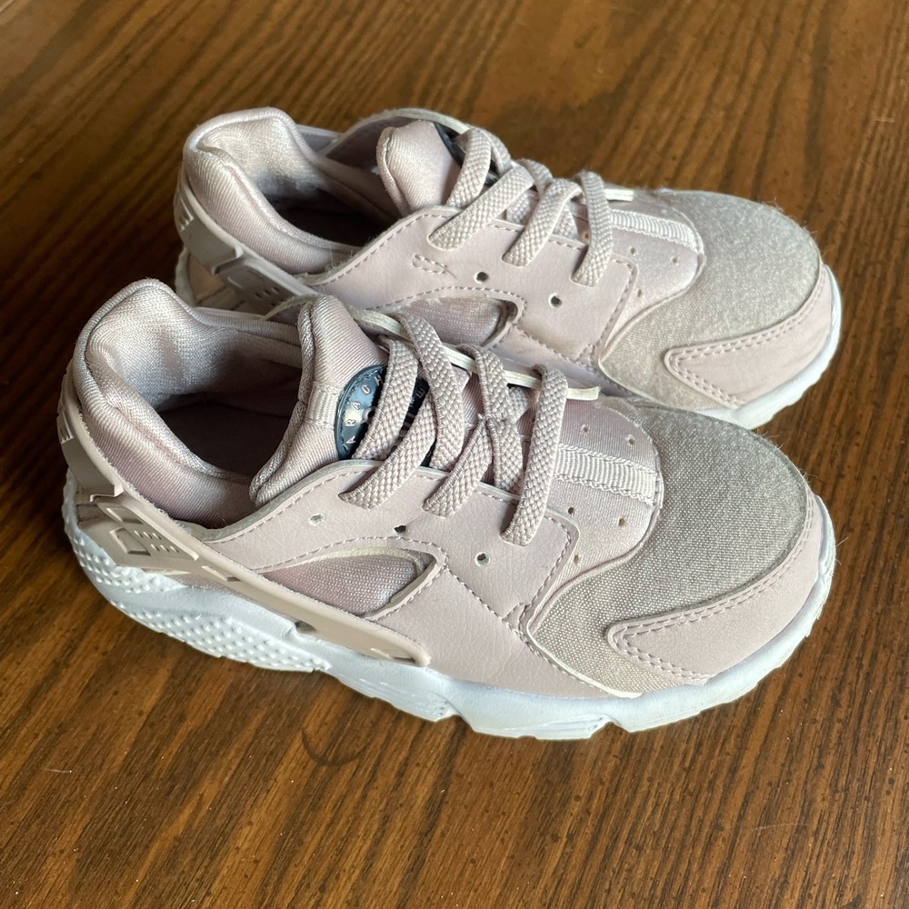Light Pink Nike Huarache Toddler 10